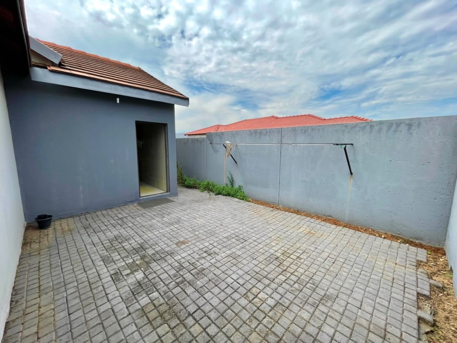 4 Bedroom Property for Sale in Buffelsfontein A H North West